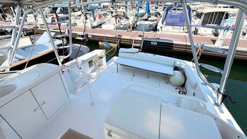 BERTRAM 36 MOPPIE